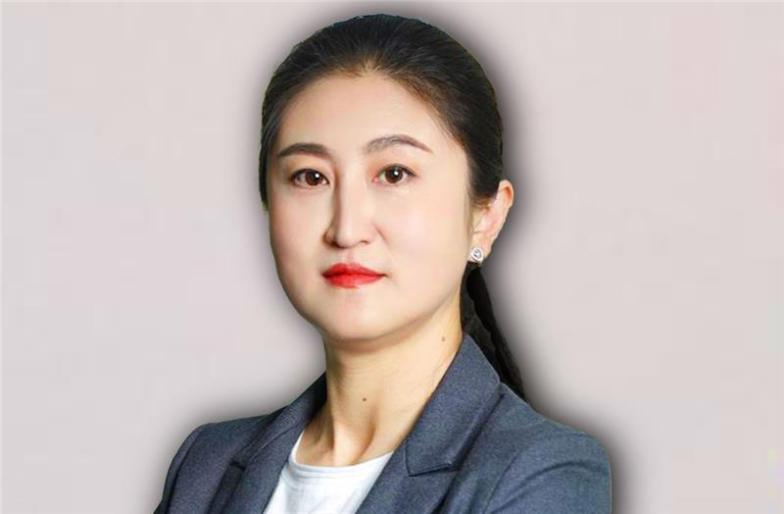 Helen Xu.jpeg Portrait of Helen Xu